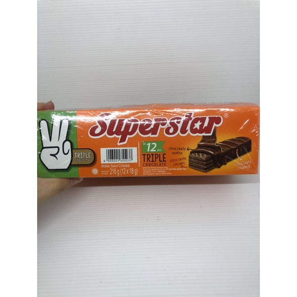 

Superstar Triple Chocolate Box 12 Pcs berat 216 Gr