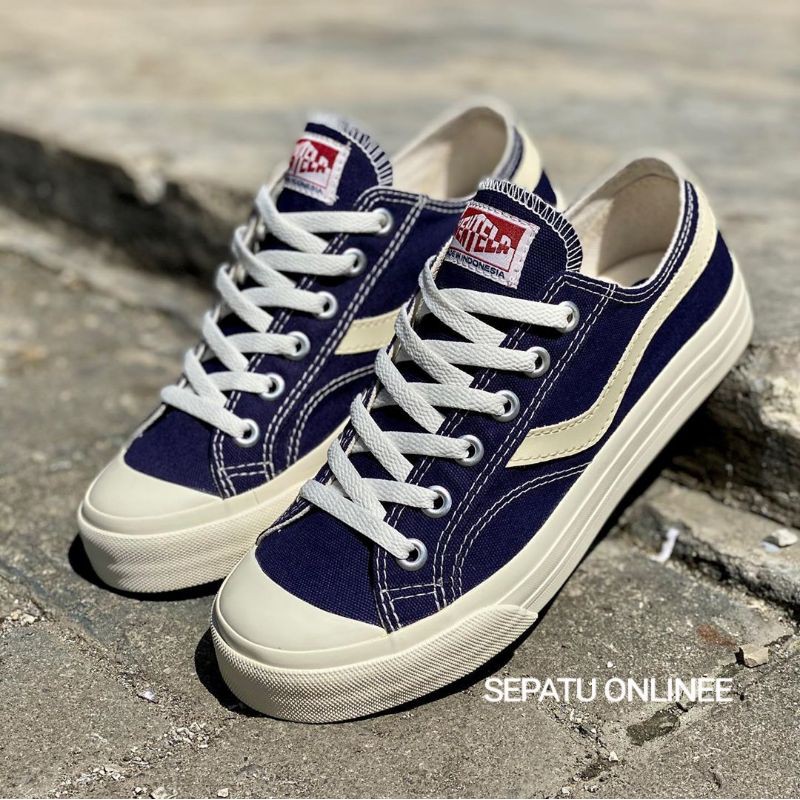 Sepatu Ventela Public Low Navy Original