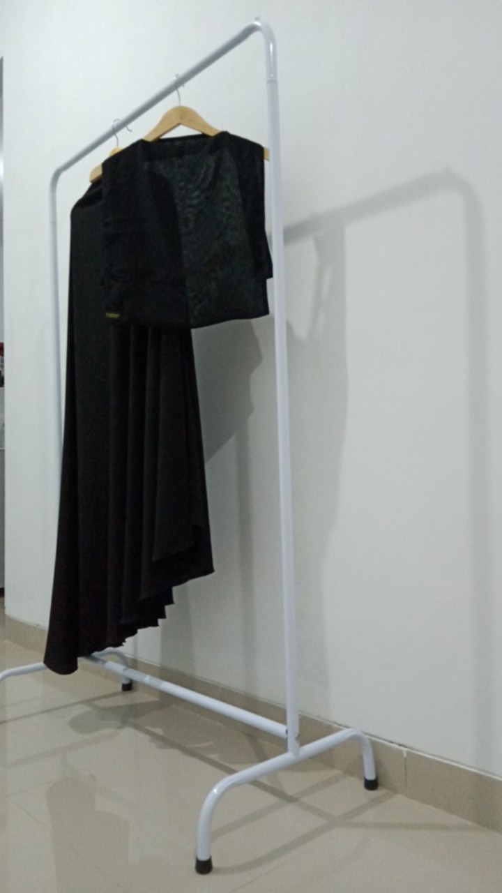 Hanger Kayu Tanpa Palang ( Per Pcs )