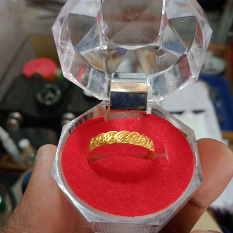 Cincin emas 24k kadar 960%