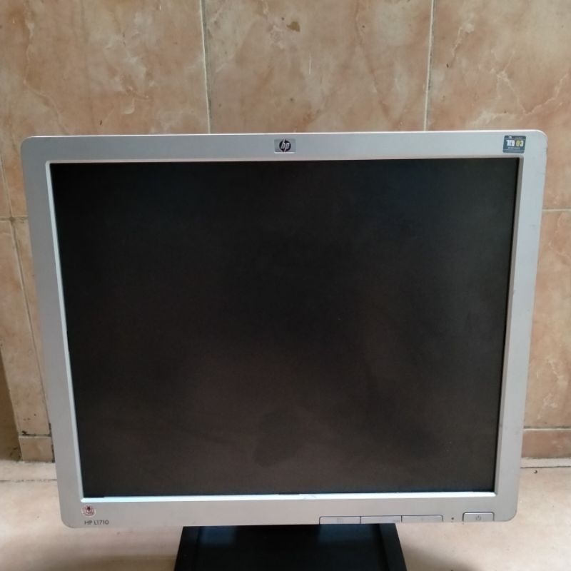 LCD HP 17 INCI KOTAK ATAU SQUARE MULUS