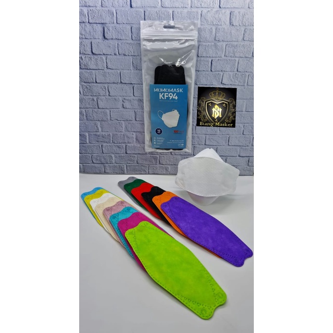 Masker Kf94 merk MomoMask medis packing Plastik isi 10 pcs/pak
