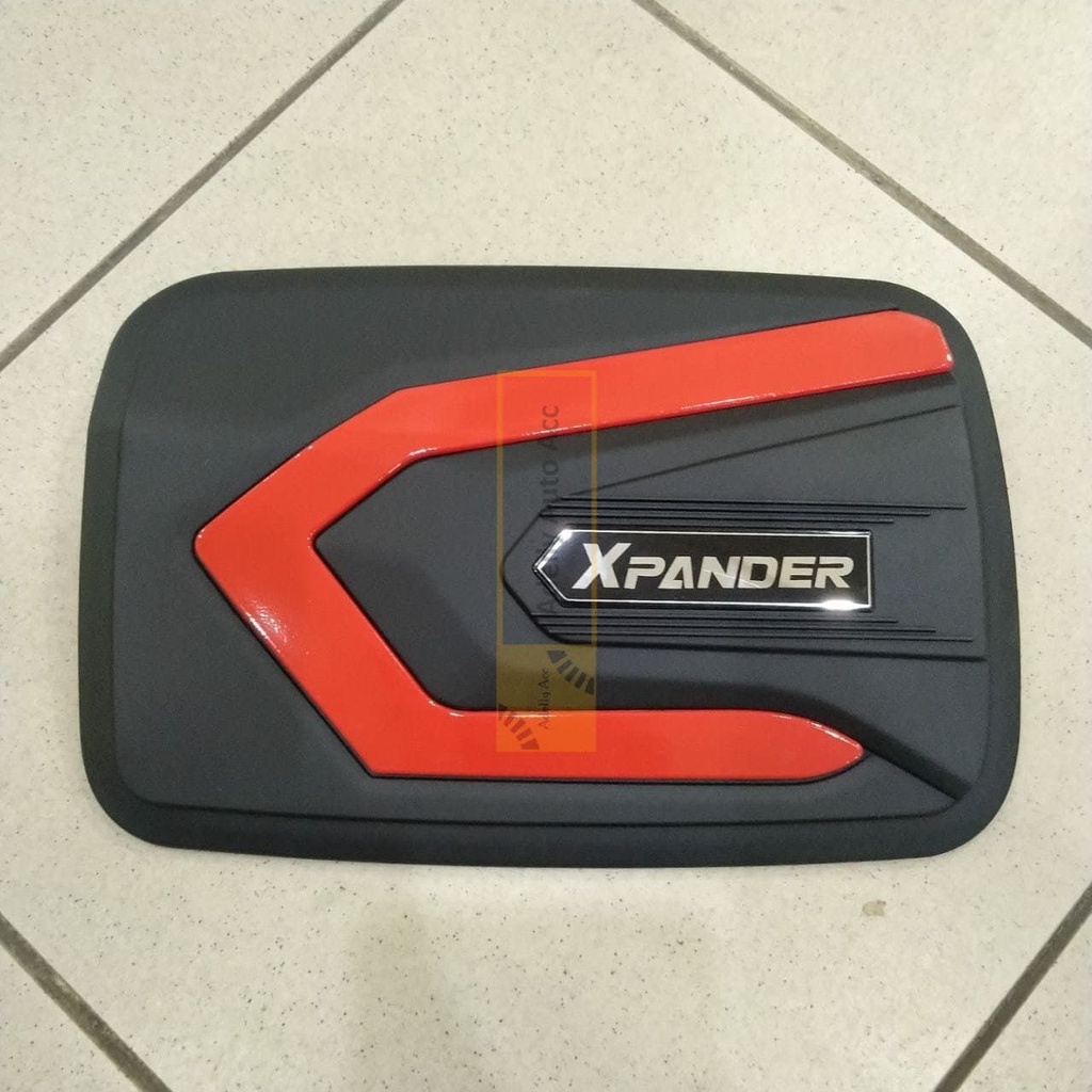 Tutup Tangki Bensin Tank Cover Redline Mobil Mitsubishi Xpander Warna Merah Hitam Doff