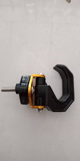 Gantungan barang CNC stelan cabang 2buat motor metic.