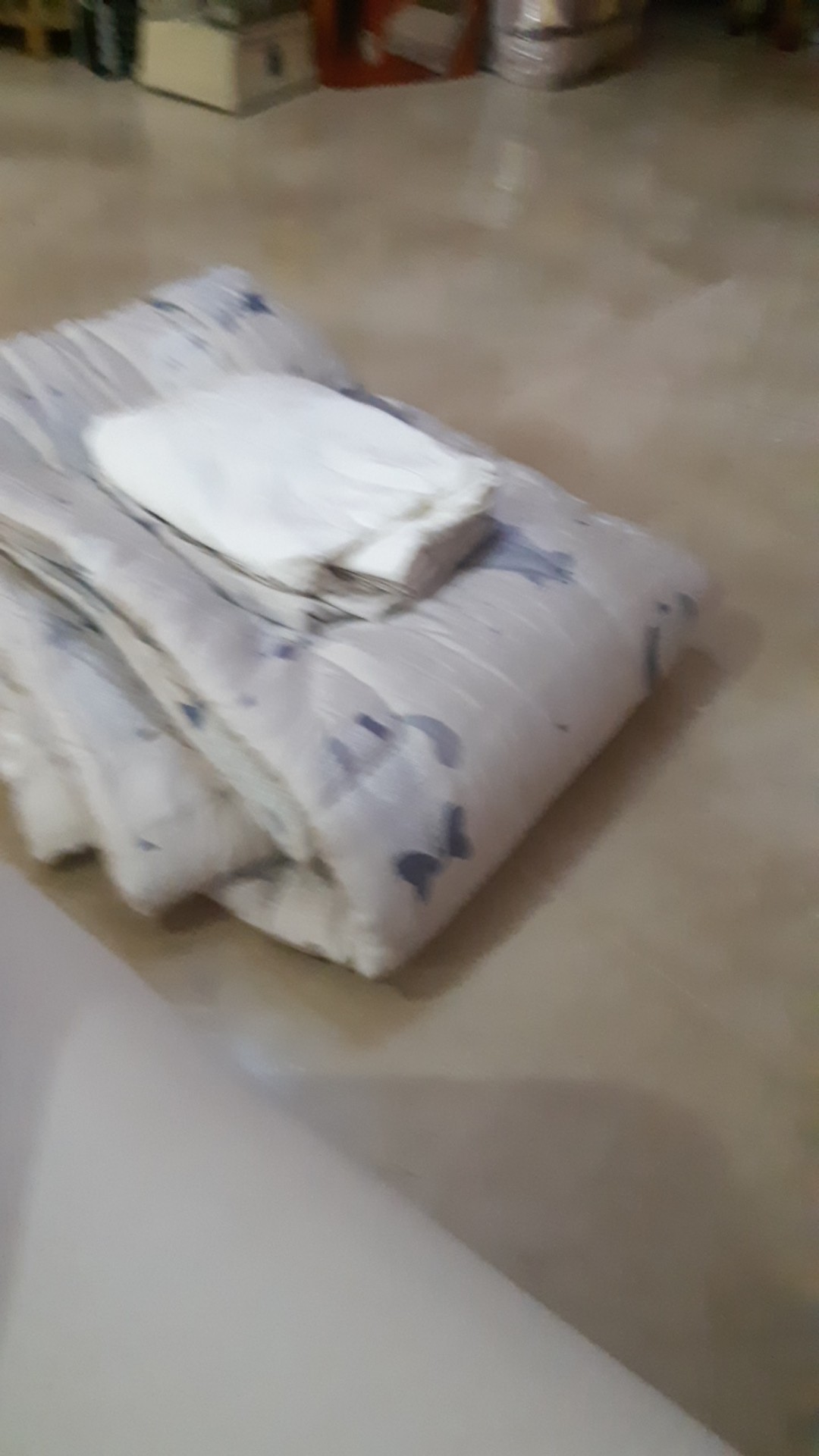 Tencel 40s 102 , Sprei 180x200x30 Rbb 60cm+ Bc 180x240