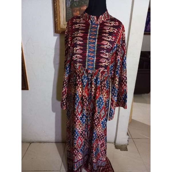 Kamilaa by Itang Yunasz