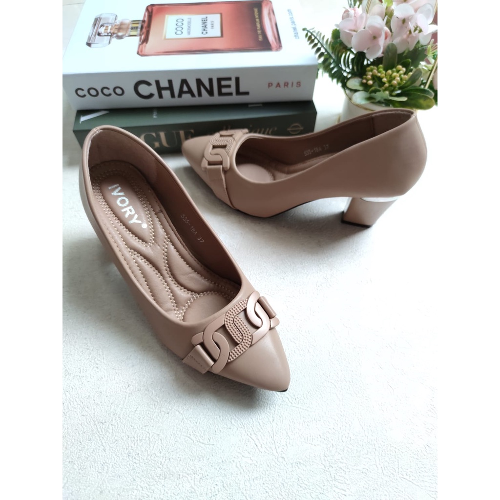 IVORY Sepatu Wanita Heels Pantofel Kerja  535-18A