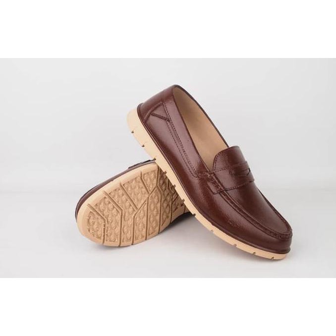 Sepatu Pantofel Karet Pria yumeida 8091 - Hitam, 39