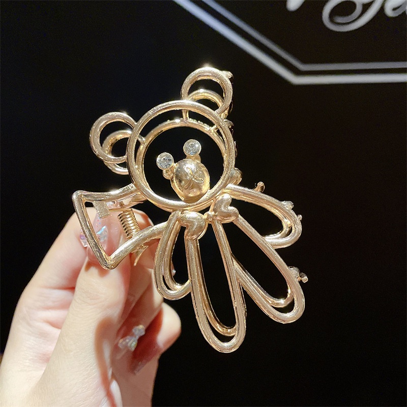 Klip Mencengkeram Beruang Logam Berongga Besar Yang Dipersonalisasi Jepit Rambut Mutiara Gaya Korea Fashion Wanita Mewah Ringan Aksesoris Rambut Wanita