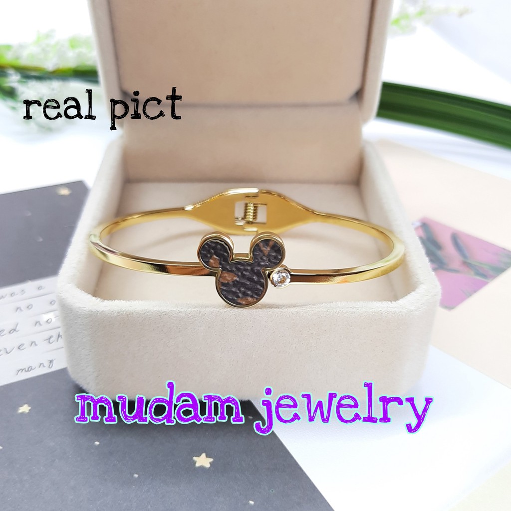 Gelang Bangle Titanium L* Model Mickey Aksen Diamond Tersedia Warna Rose Gold, Gold, dan Silver