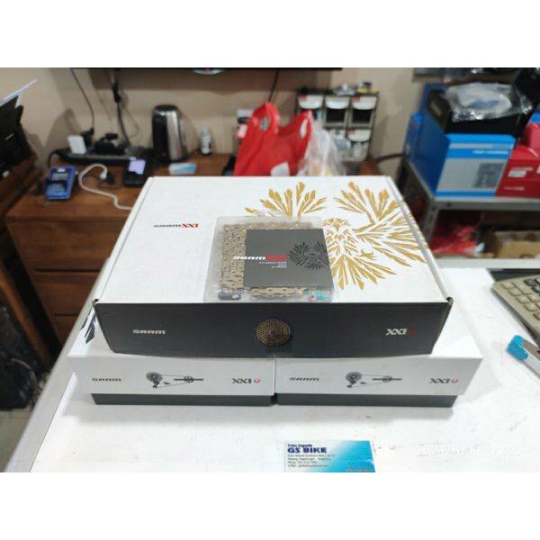 SRAM XX1 Eagle 12 Speed Groupset MTB Gold / Rainbow Tanpa Crankset