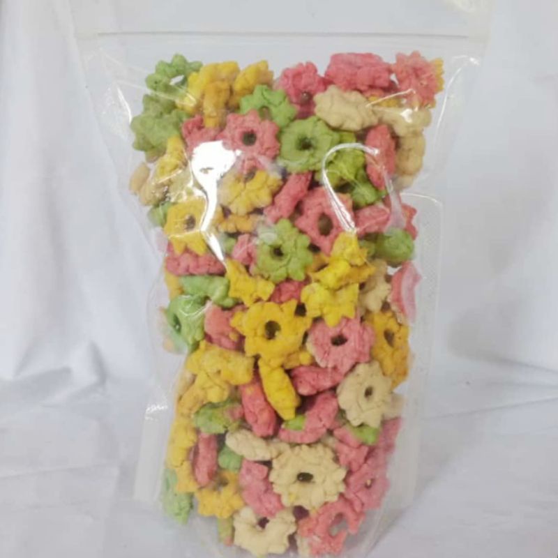 

Camilan Sakura Pelangi 250gram