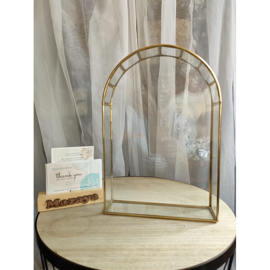 FRAME TERARIUM BENTUK DOME SIZE 20 X 30 seserahan hantaran rustic