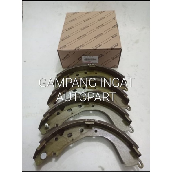 Kampas Rem Belakang Brake Shoe Rear Toyota New Hiace Commuter 1set IMPORT