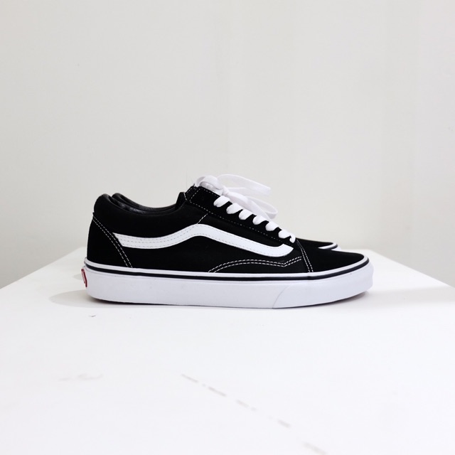 Vans Classic Old Skool Black White Original 100% Barang Resmi Store Vans Indonesia