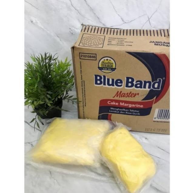 Dapoer Canoli Groceries Blue Band 1kg / Margarin Blue Band Kiloan