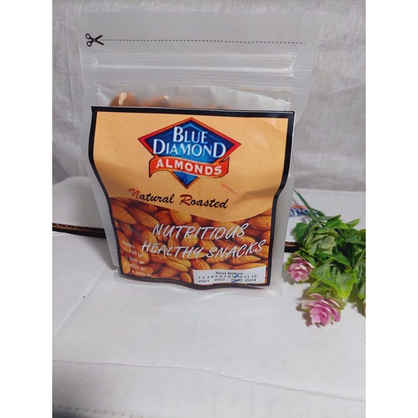 Kacang Almond Panggang Premium Blue Diamond 1 kg - Roasted Natural Almond