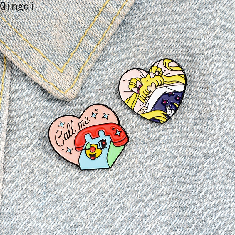 Bros Pin Enamel Desain Kartun Anime Pinky Heart Sleepy Girl Calling Me Bagde Gaya Jepang Untuk Teman