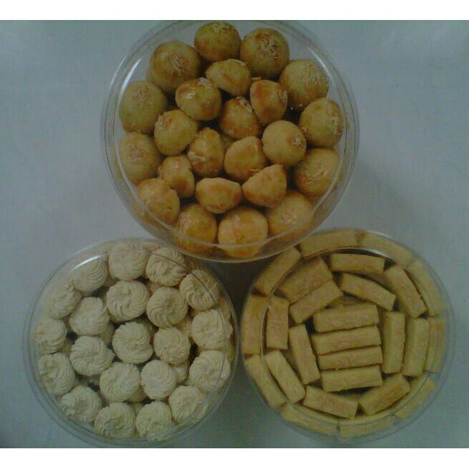 

Kue Kering Lebaran Nastar/Kastangel/Sagu Keju Lembut dan Ngeprul Berat 500 Gram