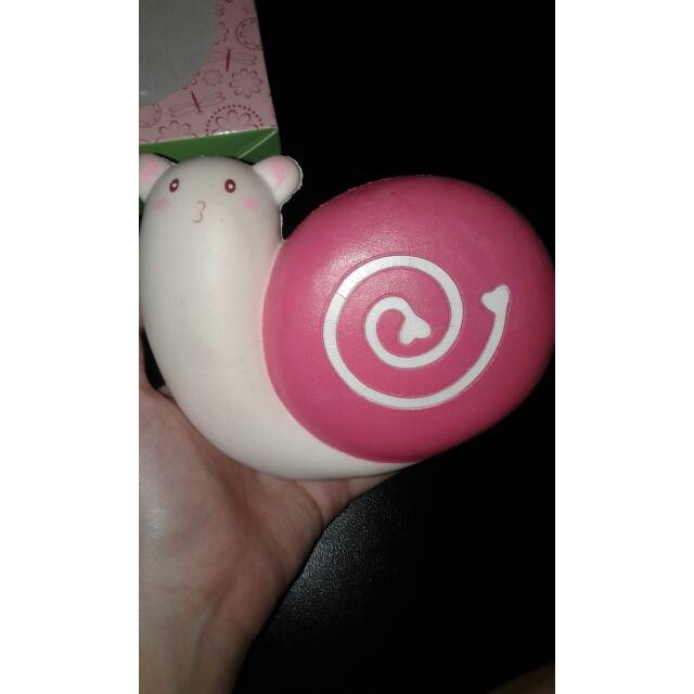 Kiibru Snail Pink Squishy