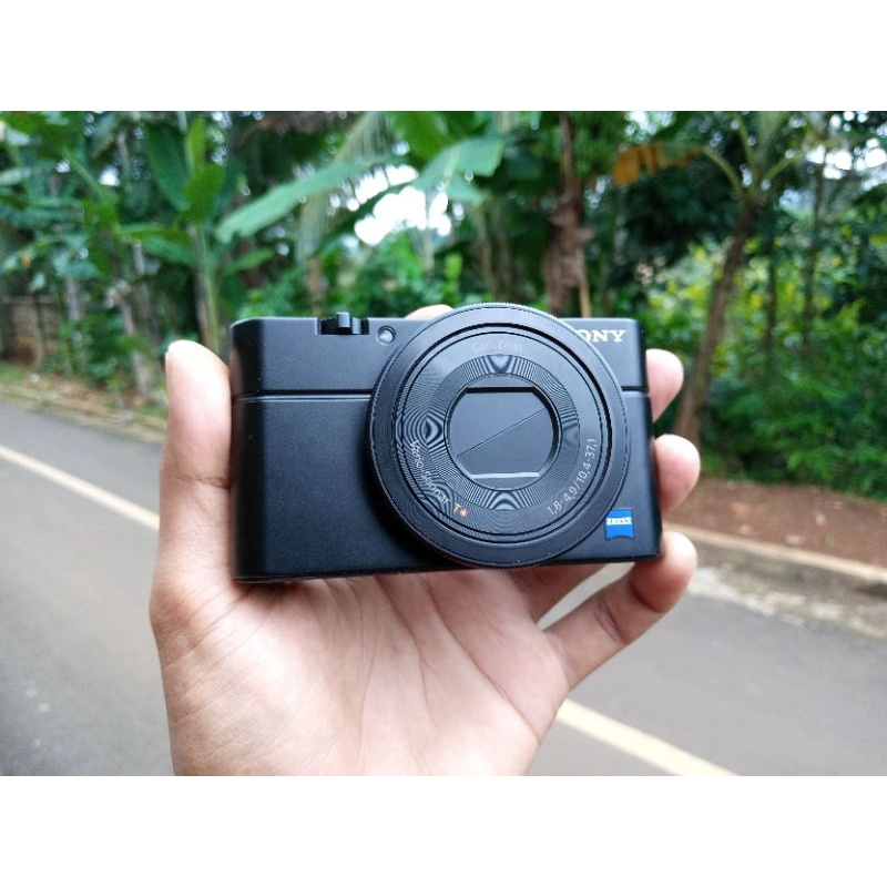 KAMERA POCKET SONY RX100 MARK I BEKAS SECOND MULUS