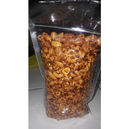 

kacang goreng pedas