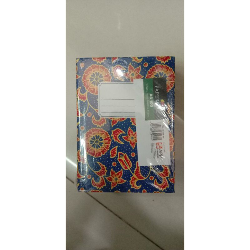 

buku catatan satu pak isi 5 buku