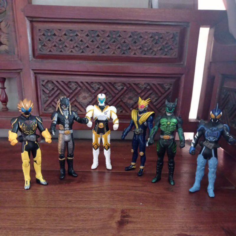 Kamen raider  action figure original Bandai (preloved)