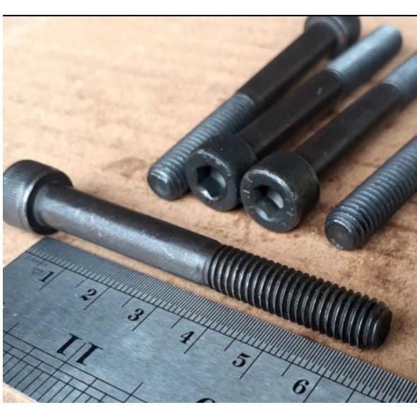 BAUT L BAJA M8 X 65 / BAUT L M8 X 65 / BAUT L M8X65 BAJA HITAM / BAUT M8 / BAUT 13 KUNCI L6 / L 6 HA