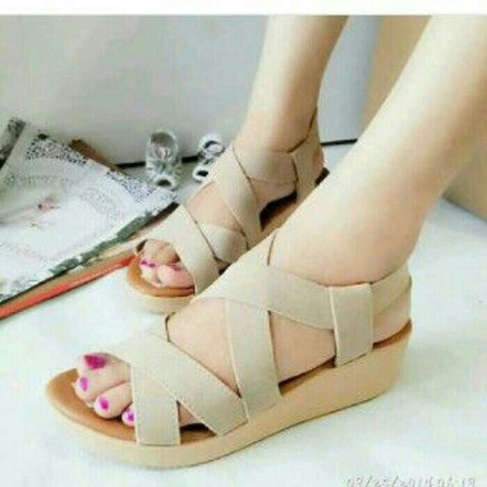 Sandal Wedges Wanita Karet Silang SDW217