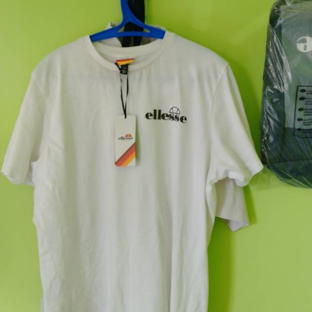 Ts ellesse fondato kondisi like new