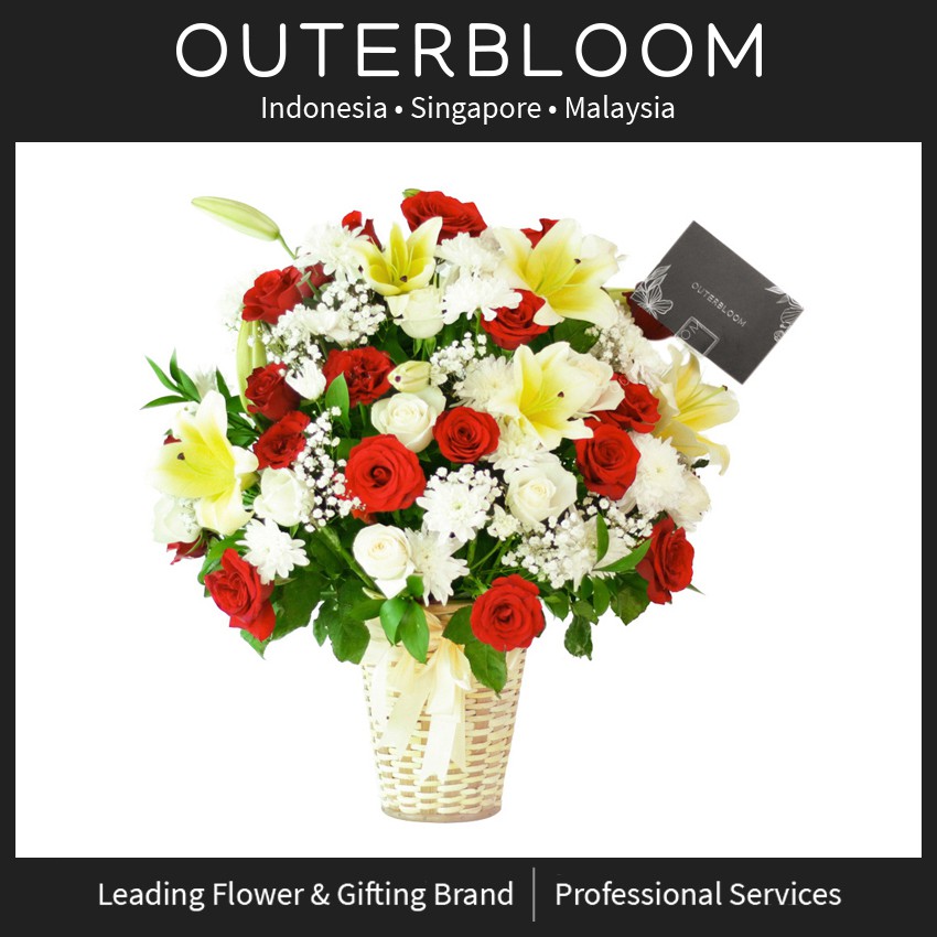 Rangkaian Bunga Meja Tamu - Ruby Charm in Vase