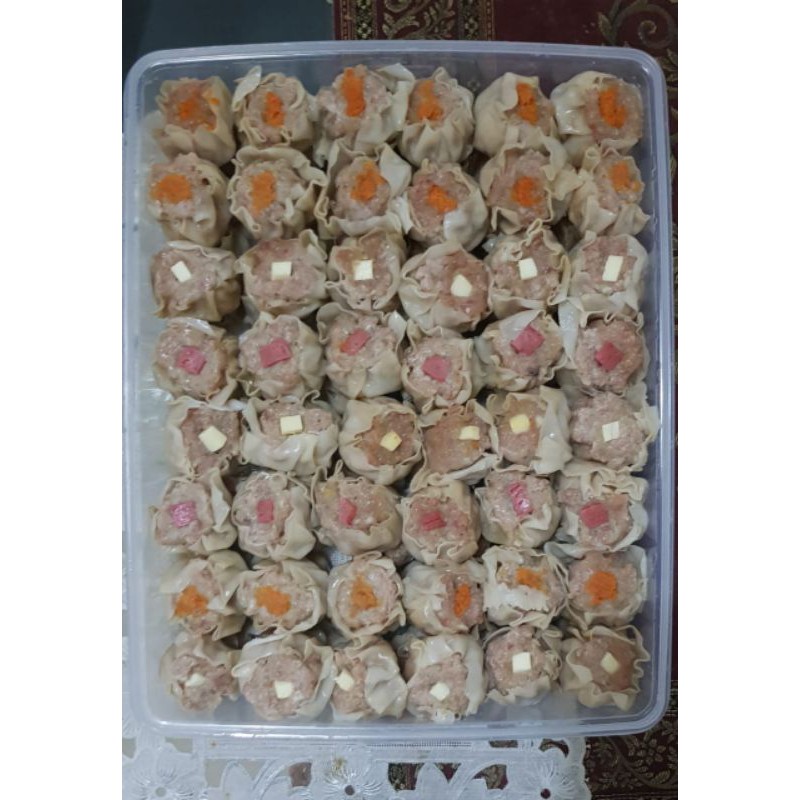 

dimsum ayam fresh atau frozen isi 50 pcs plus saus pedas