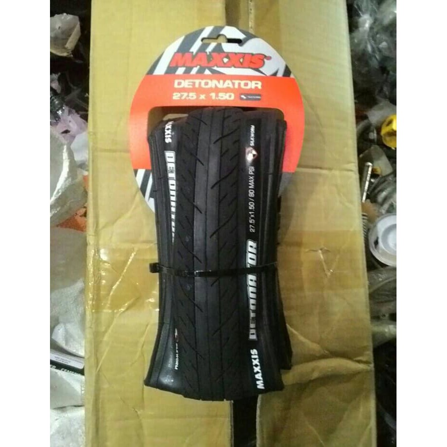 Ban Luar Sepeda Ukuran 27-5 X 1.50 Merk Maxxis Detonator ML1935