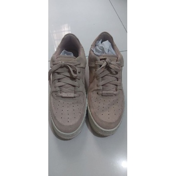 nike woman air force 1 sage low