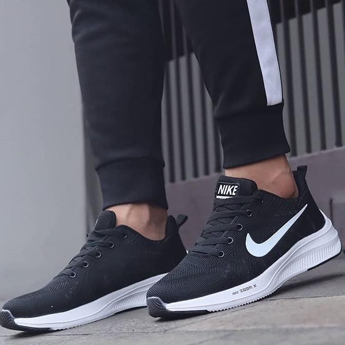 sepatu casual nike