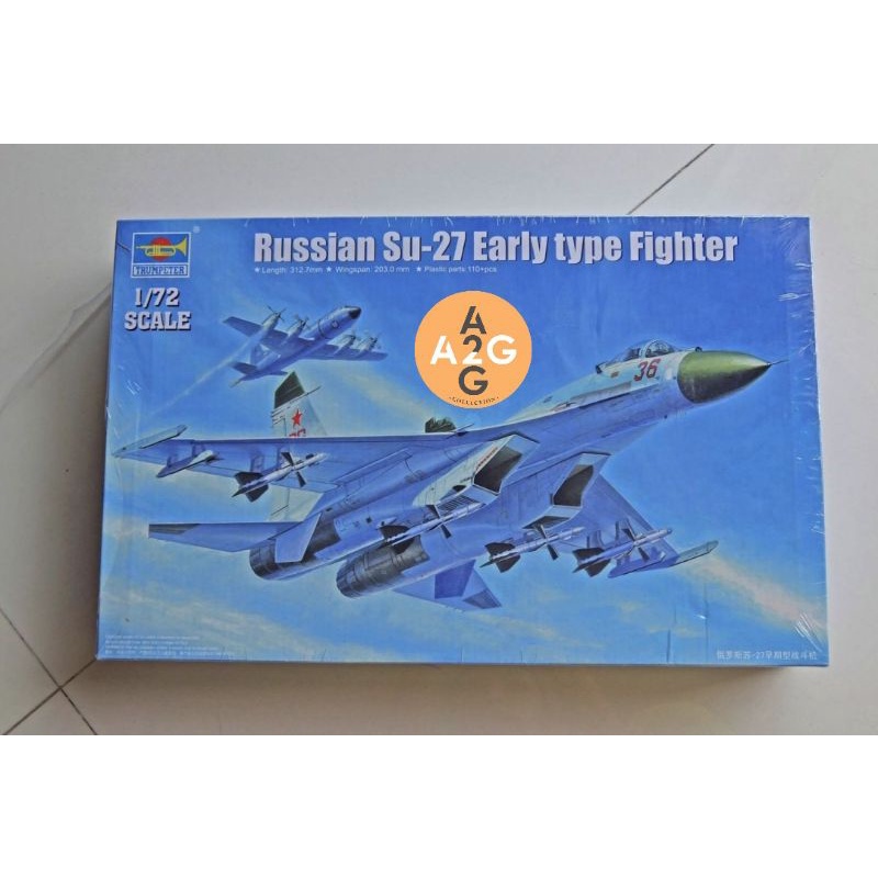 Model kit Trumpeter 1/72 Russian Su-27 early type Fighter