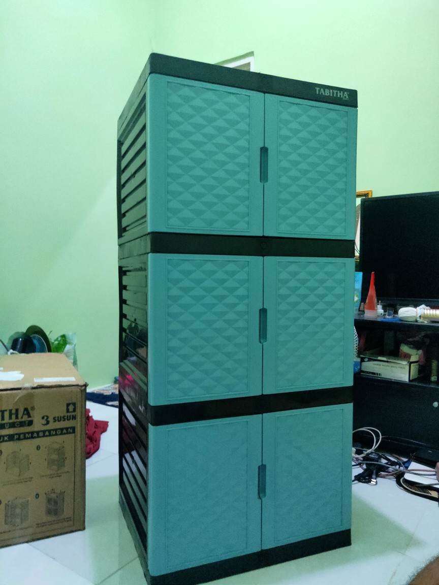 Lemari Plastik Lemari Pakaian Kece 3 Susun