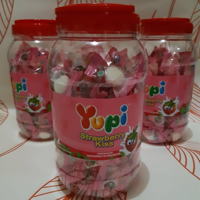 

Yupi Strawberry Kiss