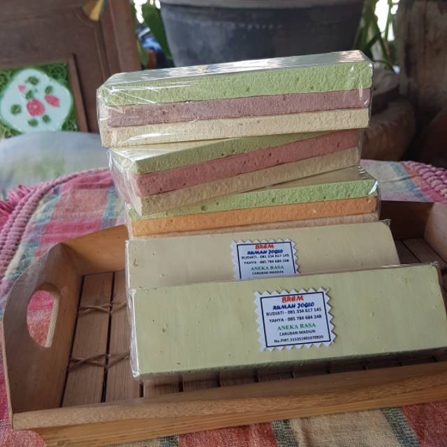 

Brem Madiun 3 Rasa Rumah Joglo