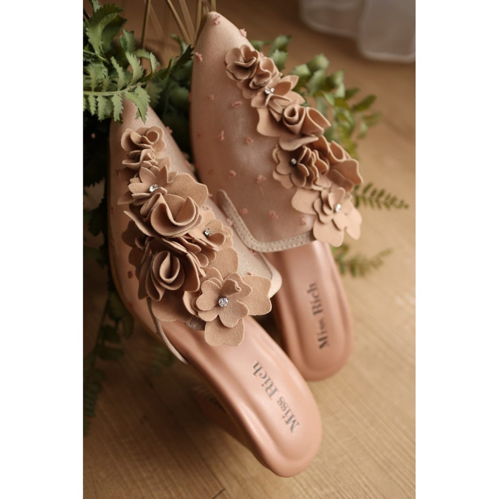 Sepatu sandal selop wedges heels pesta pengantin wedding wanita brukat payet cream nude