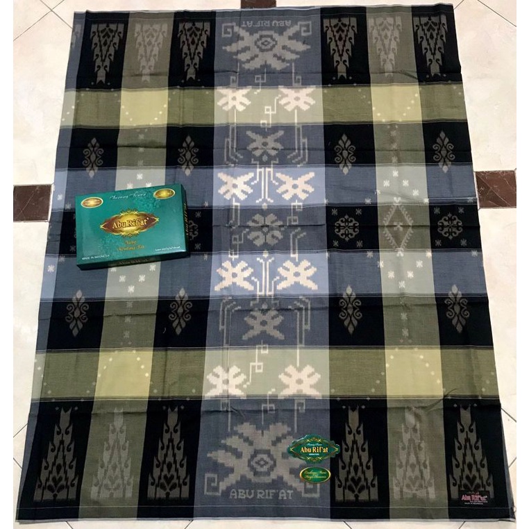 SARUNG ABU RIF'AT