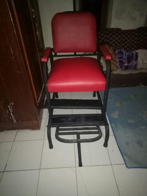 Kursi Pangkas Rambut Juara Tipe Pakar A Gratis Ongkir