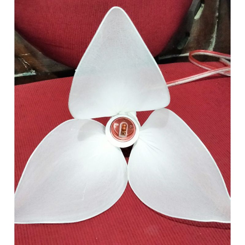 KAP LAMPU KELOPAK BUNGA