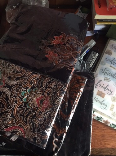 Atasan Batik Dolby Dolbi Dobby Doby Tenun Sutra Tulis Halus Katun Atbm Baron ,sarombit Atasan