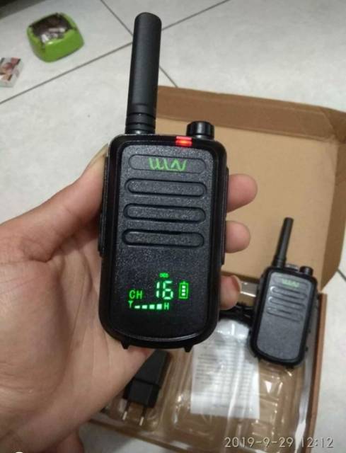 Walkie Talkie HT WLN KDC100 Two-Way Radio KD-C100 ( isi 2 pcs+antena panjang)