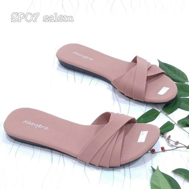 BORNEO SLIP ON SENDAL  WANITA TEPLEK LUCU XAVYERA SP07