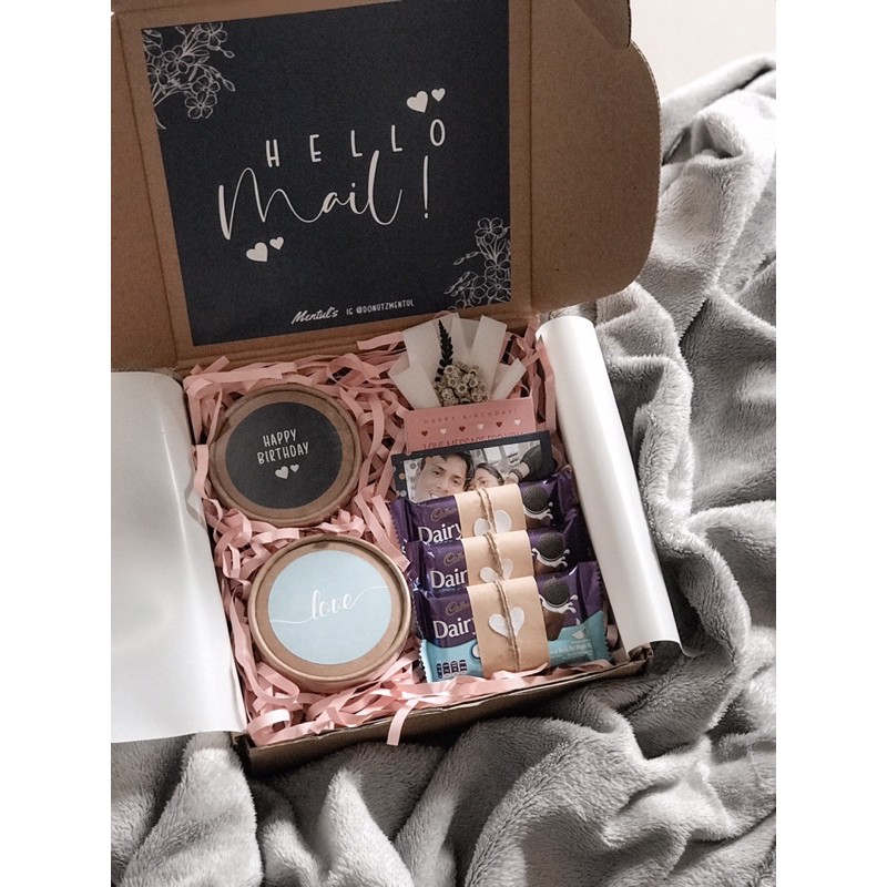 

BIRTHDAY GIFT BOX-BISA CUSTOM