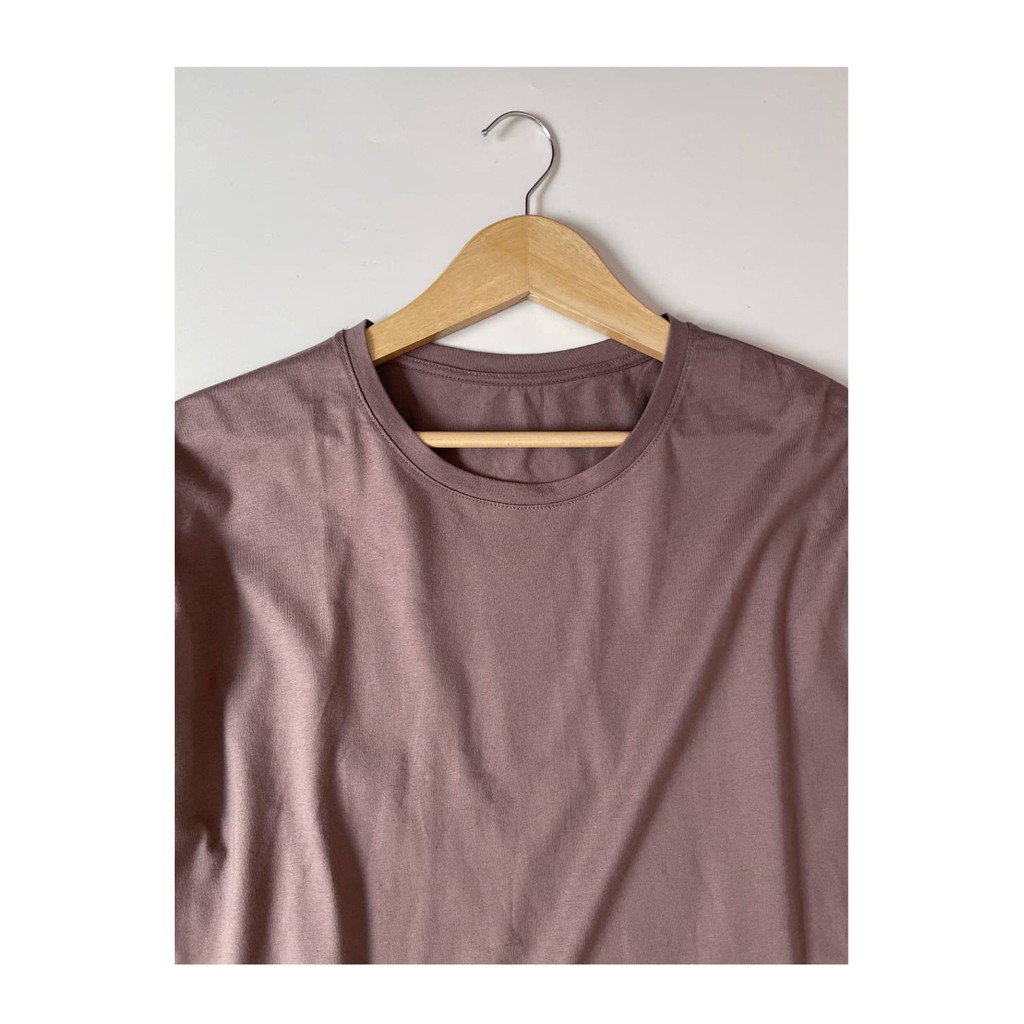 Uniqlo basic crew neck longsleeve hilow t shirt