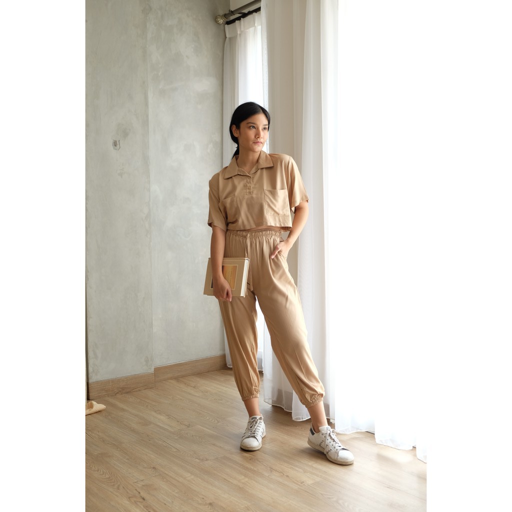 Etsu Set - Setelan Wanita ( Jogger - Crop Top )